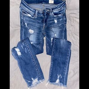 NWOT 👀 ! Gly Super stretch distress skinny jeans